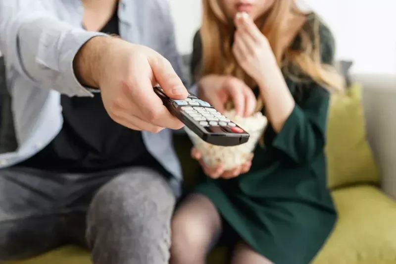 Jak zresetować telewizor i przywrócić ustawienia fabryczne? - Poradnik, wskazówki, problemy