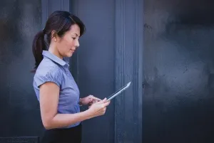 Jak wyłączyć ekran w laptopie?